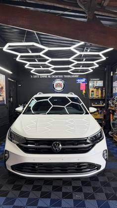 VOLKSWAGEN NIVUS 1.0 200 TSI TOTAL FLEX HIGHLINE AUTOMÁTICO